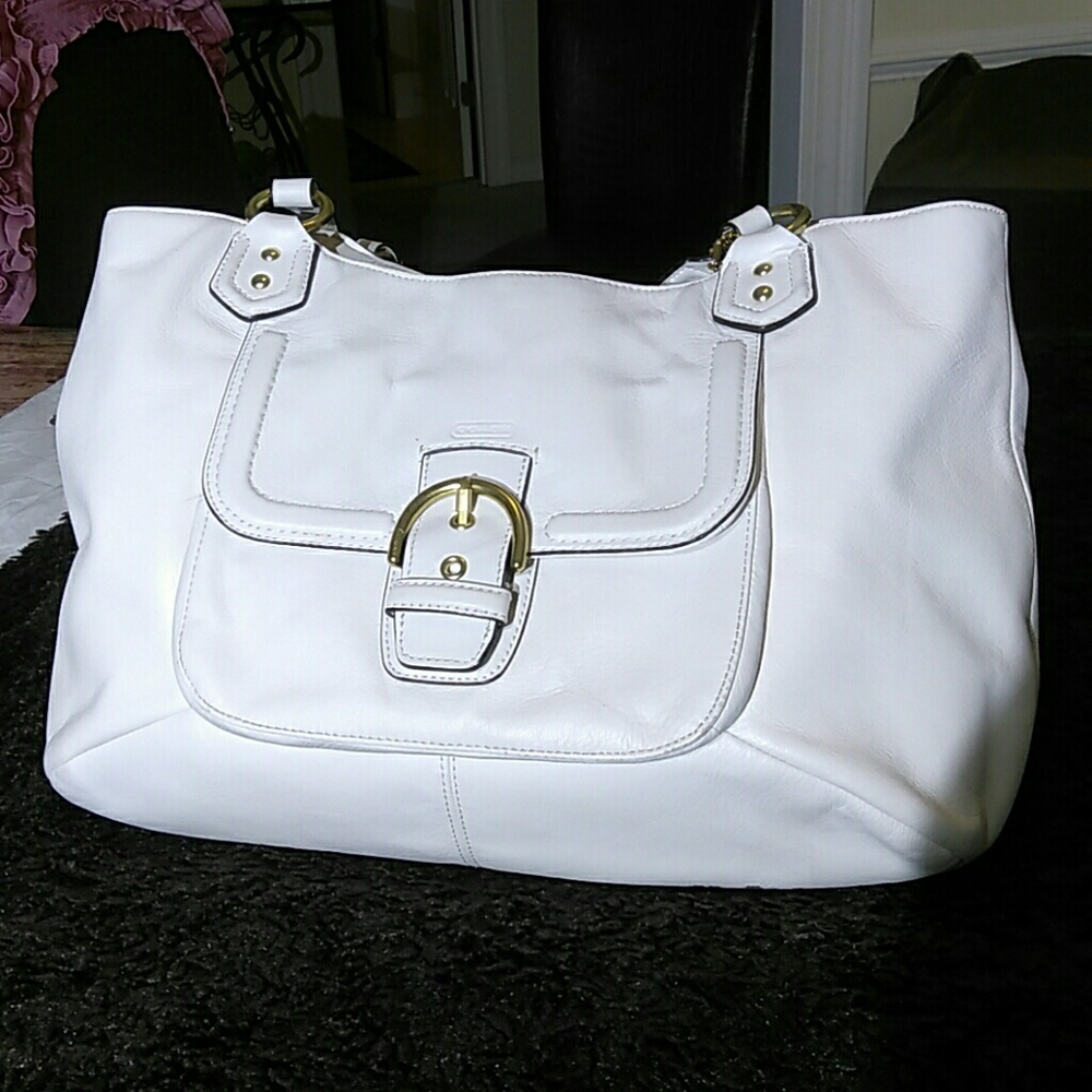 Coach white leather handbag/shoulder bag